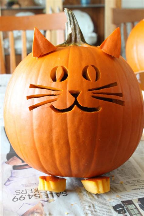 25 Creative Pumpkin Carving DIYs for Halloween 2020 - Wonder Forest