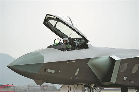 J-20s highly likely in ground display at Zhuhai Airshow - Chinadaily.com.cn