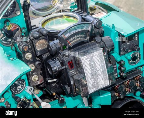 HRZ MiG-21 BIS-D cockpit sight detail close-up Stock Photo - Alamy