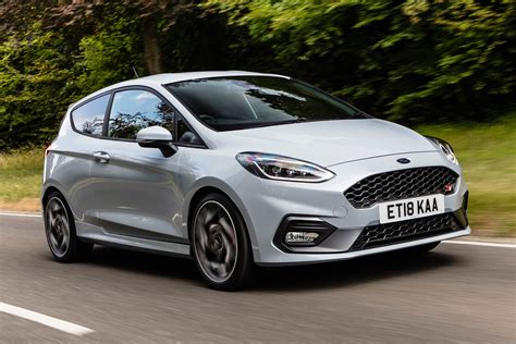 New Ford Fiesta ST 2018 review | Auto Express