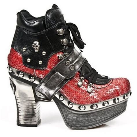 Boots gothique New Rock M.Z009-C2 | Gothic shoes, Boots, Fashion shoes