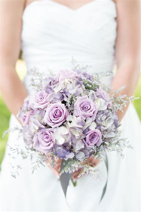 Pastel Purple Rose Wedding Bouquet | photos by Shane Hawkins ...