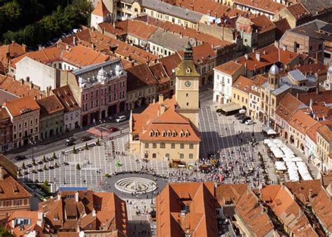 15 Popular Things to Do In (and Around) Brasov, Romania