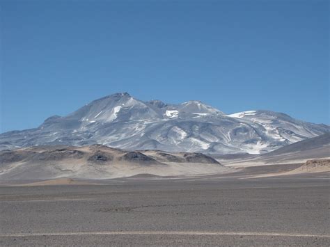 Los 5 volcanes extintos más altos del planeta - Conciencia Eco