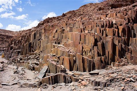 10 Jaw-dropping Basalt Formations Around the World