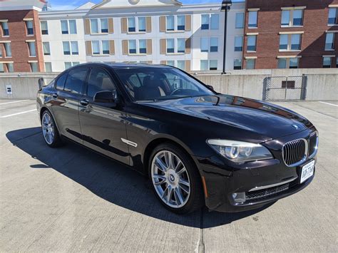 2009 BMW 750i Sedan | Bmw, Twin turbo, Bmw car