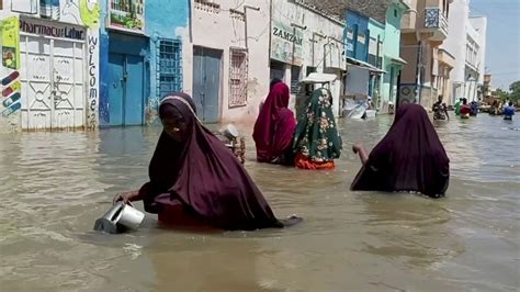 Somali Floods Displace Hundreds of Thousands, Raise Fears of ...