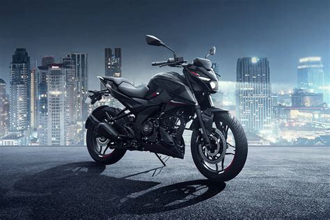 Bajaj Pulsar N250 All-Black Price, Images, Mileage, Specs & Features