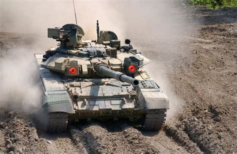 The eyes of the beast: T-90 with Shtora active protection system ...