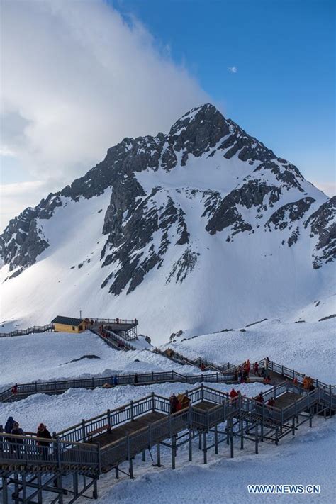 Scenery of Yulong Snow Mountain in Lijiang City, China's Yunnan ...