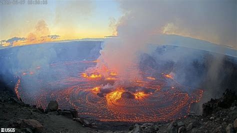 Hawaii's Mount Kilauea volcano has erupted again. Watch it live | WUSF