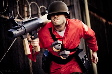 Awesome TF2 Soldier cosplay : gaming