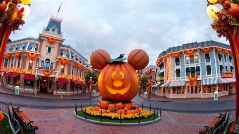 Have a Spooktacular Halloween at Disney Parks & Resorts - D23