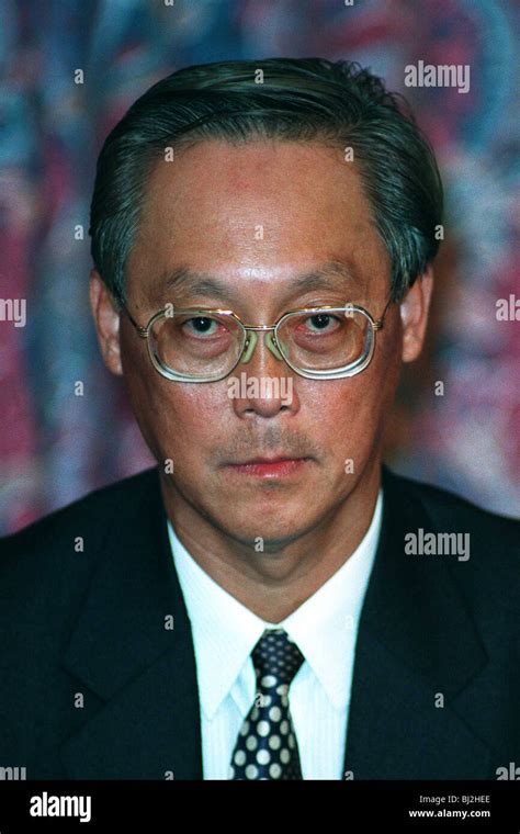 GOH CHOK TONG PRIME MINISTER OF SINGAPORE 28 October 1993 Stock Photo ...