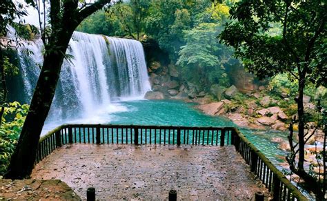 20 Best Tourist Places in Shillong: Complete Guide for Travellers!