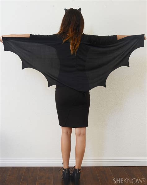 A DIY Bat Costume so Easy No One Will Know It Only Took 10 Minutes ...