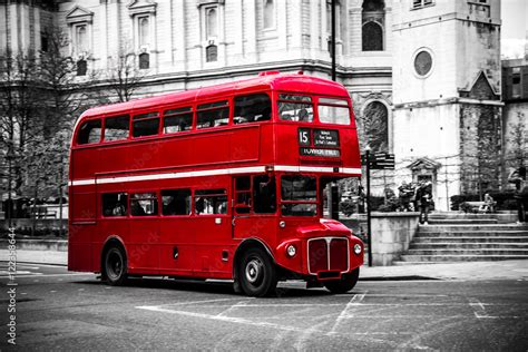 Photo & Art Print London's iconic double decker bus., kbarzycki