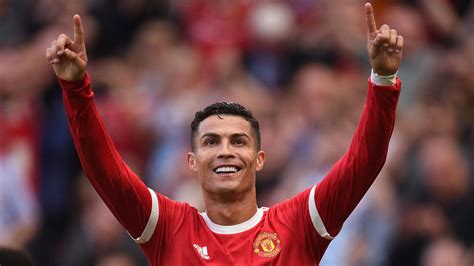 Cristiano Ronaldo verzückt Manchester United mit Toren bei Comeback ...