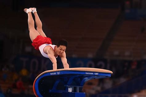 Laurel Hubbard becomes first out transgender woman to compete at an ...