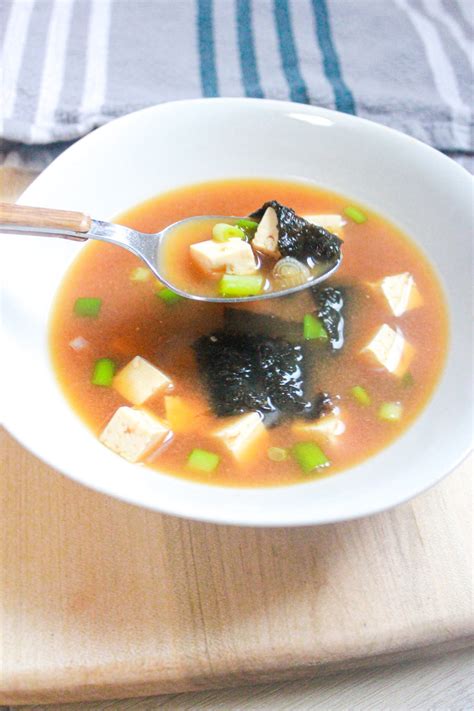 Easy Make-at-Home Miso Soup Recipe | To & Fro