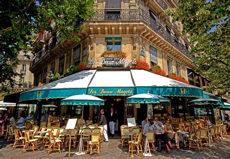 Dancing to Sculpture: Paris Cafes