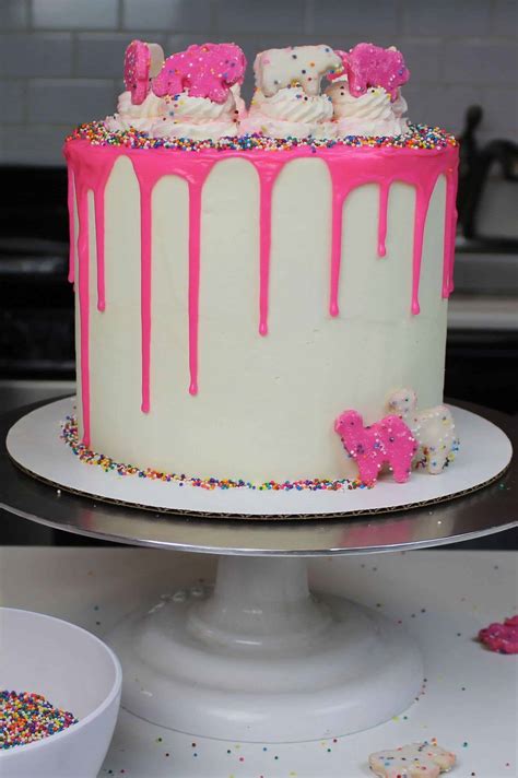 Drip Cake Ideas & Inspiration: 20 Amazing Drip Cakes