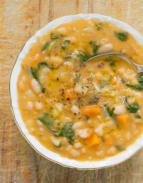 THE BEST WHITE BEAN SOUP - The clever meal