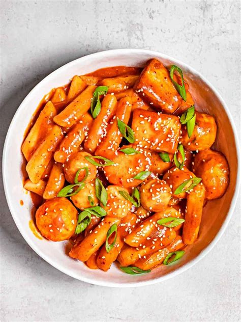 Easy Tteokbokki - Spicy Korean Rice Cakes - Drive Me Hungry