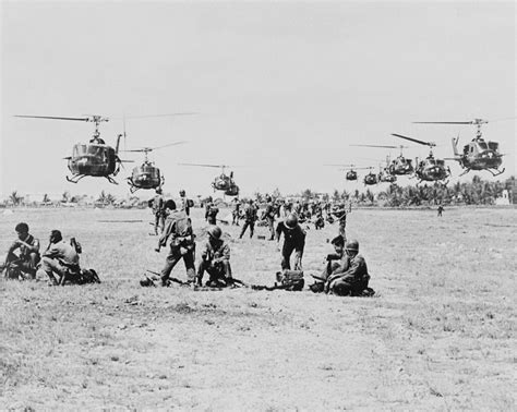 Saigon 1965 - Vietnam War | U.S. Army Bell UH-1D Huey helico… | Flickr