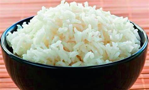 White Rice: One of the Best Carbs for Athletes - Invictus Fitness