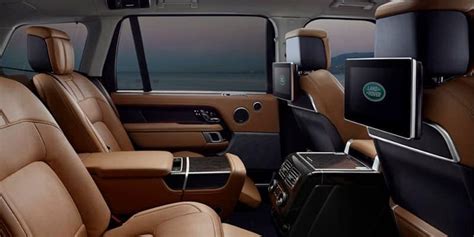 2019 Land Rover Range Rover Hybrid Interior | Land Rover Darien