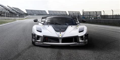 Ferrari FXX K Evo is a track-only Italian masterpiece - CNET