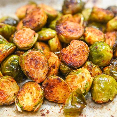 Garlic Roasted Brussels Sprouts | COOKTORIA