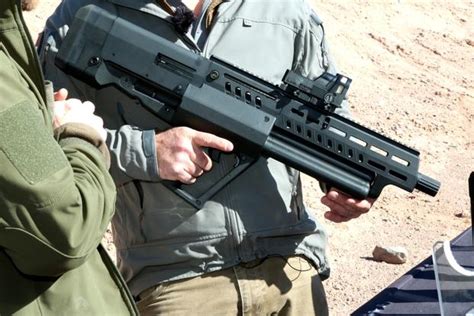 Israel Weapon Industries Shows Off Sci-Fi-Looking Shotgun | Military.com