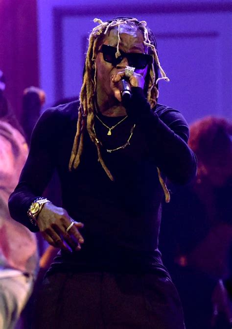 Lil Wayne ends concert early after poorly received guest performance ...