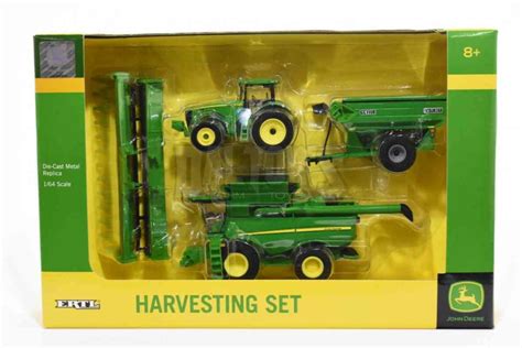 1/64 John Deere Harvesting Set - Daltons Farm Toys