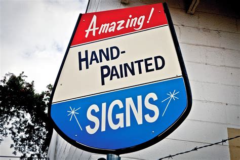 Sign painting, a handcrafted art threatened by digital age | Digital Trends