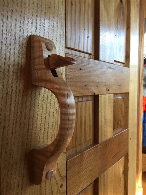 Make a wooden door latch - FineWoodworking