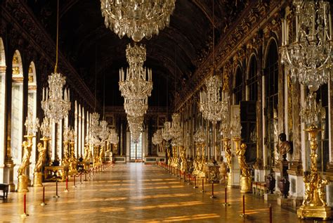 Culture Mechanism: Versailles: The Hall of Mirrors