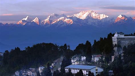 Tourist Destination Darjeeling