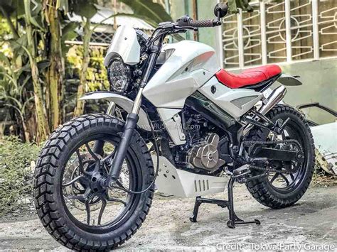 Bajaj Pulsar NS200 Modified Scrambler - Gets LED Lights, Knobby Tyres