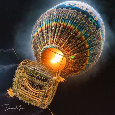 Fire In the Sky: Tazaungdaing Fire Balloon Festival in Taunggyi ...