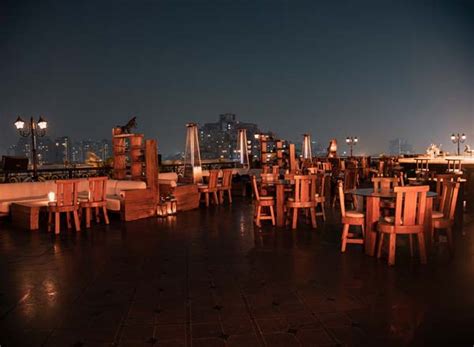 4 Best Rooftop Bars in New Delhi [2024 UPDATE]