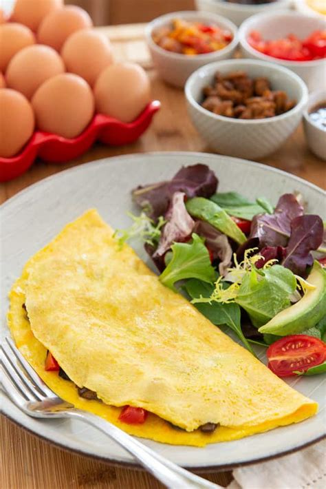 How to Make an Omelette - NUTRITION LINE