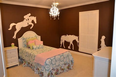 Fabulous DIY Horse Themed Bedroom Ideas for Girls (Decor, Bedding, etc.)