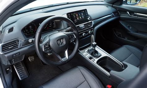 2018 Honda Accord Pros and Cons at TrueDelta: 2018 Honda Accord Sport ...