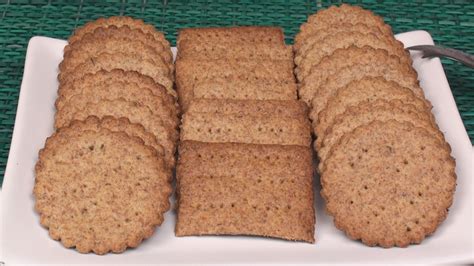 Whole Wheat Crackers Recipe - The Bread Kitchen