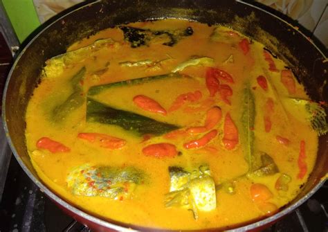 Resep Gulai ikan patin oleh Dapoer Mbuy 👩‍🍳 - Cookpad