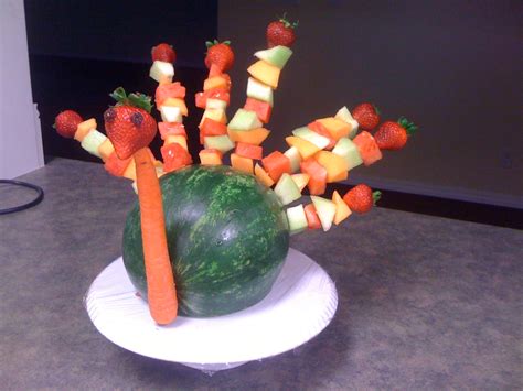 MG's Food Creations: Fruit Peacock