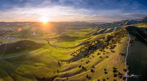 Cache Valley, Utah [5549 x 3089] [OC] • /r/EarthPorn | Cache valley ...